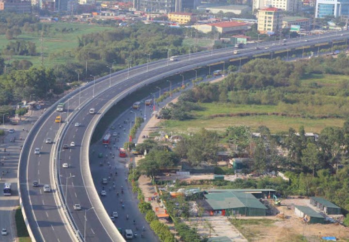 Hưởng lợi lớn nhờ hạ tầng